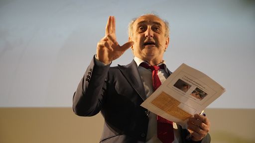 Genitori e figli, Daniele Novara torna a teatro, prima data a Bergamo Genitori e figli, Daniele Novara torna a teatro, prima data a Bergamo