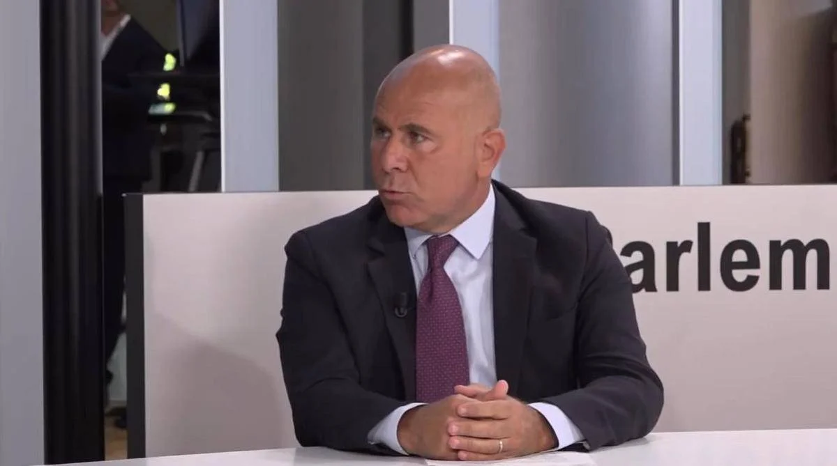 De Meo (Fi): ‘Manca vera politica difesa comune. Estendere clausola mutua difesa agli attacchi ibridi’ De Meo (Fi): ‘Manca vera politica difesa comune. Estendere clausola mutua difesa agli attacchi ibridi’