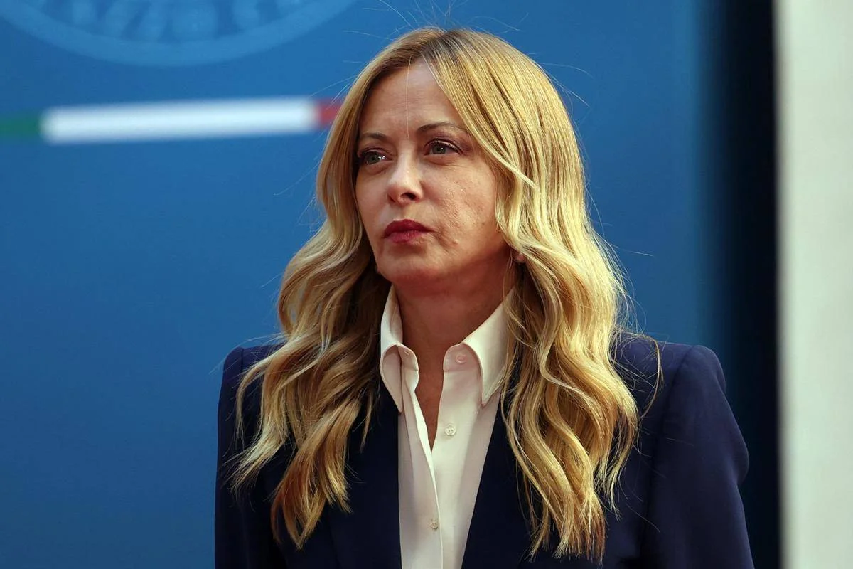 Meloni: “Governerò finché avrò una maggioranza solida, voglio arrivare a fine legislatura” Meloni: “Governerò finché avrò una maggioranza solida, voglio arrivare a fine legislatura”