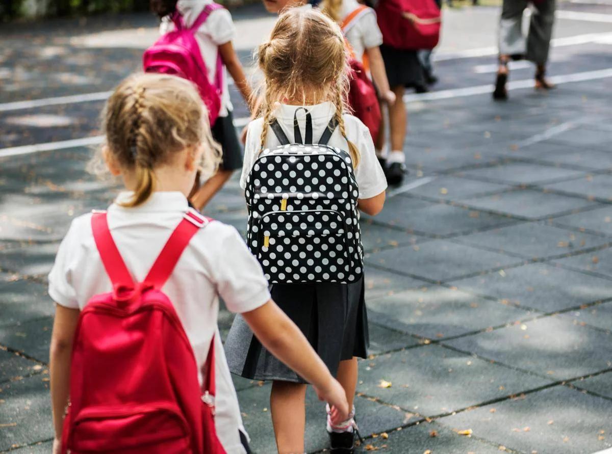 Salute: ‘back to school’, 7 consigli per proteggere la vista dei bambini dalla miopia Salute: ‘back to school’, 7 consigli per proteggere la vista dei bambini dalla miopia